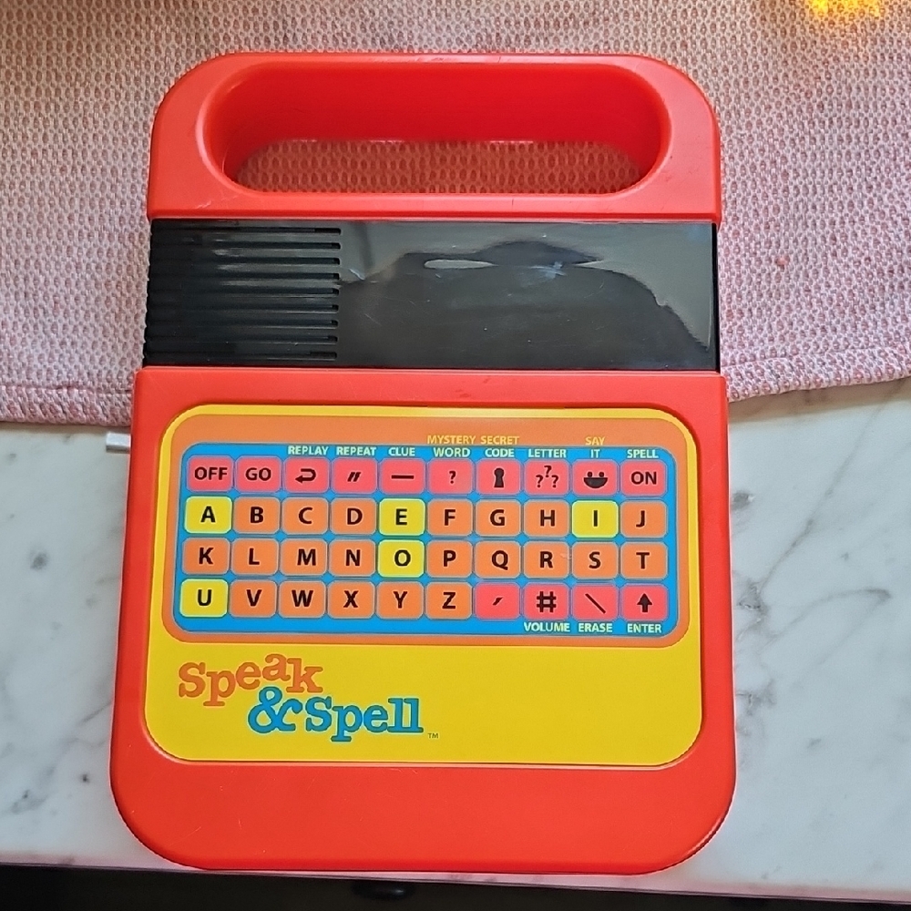 Red Educational Toy SPEAK & SPELL